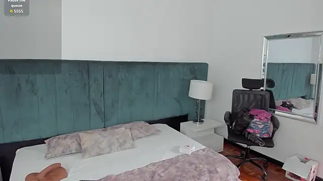 Scarlett  Noir online show from April 8, 8:22 pm