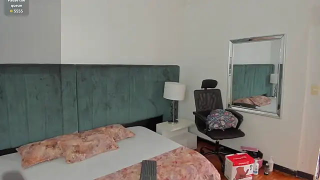 Scarlett  Noir online show from March 31, 7:36 pm