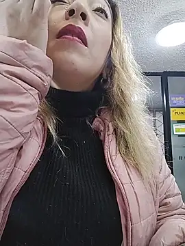 DanaMontana online show from April 16, 7:13 pm