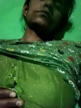 Maya Big55A online show from April 10, 11:33 pm