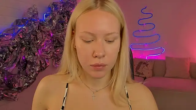 AprilChambers online show from January 14, 9:47 am