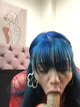 Adelaindiamond  online show from May 26, 12:48 pm