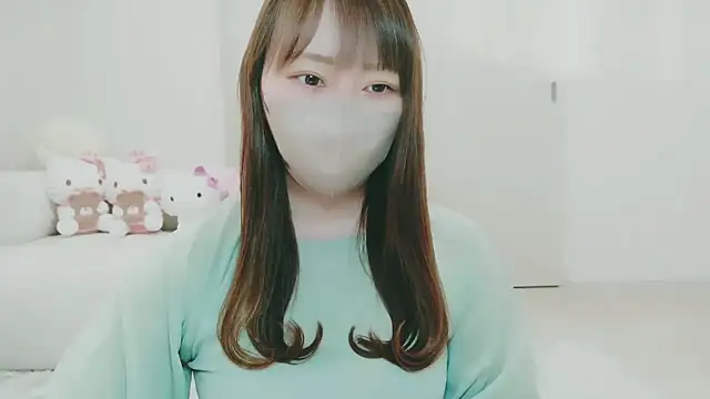 yuyuchan   online show from January 18, 6:32 am