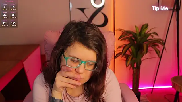 Ariell Mini online show from April 10, 6:19 am