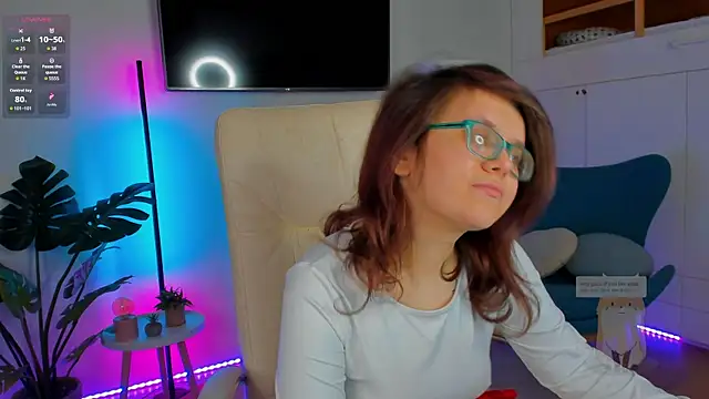 Ariell Mini online show from April 4, 5:50 am