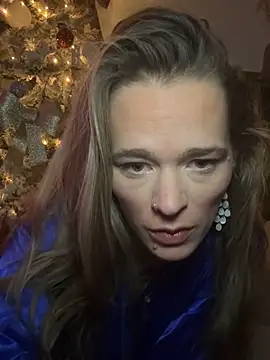 vinique99 online show from December 18, 1:10 am