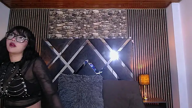 Amy channel online show from February 13, 1:02 pm