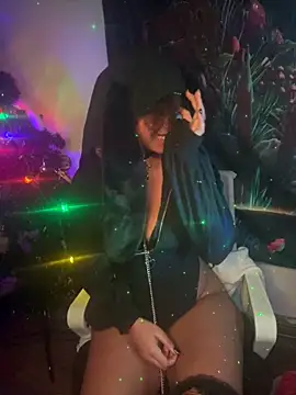 HonneyBunnyXO online show from February 5, 10:18 am