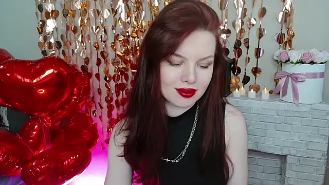 hot neighbor online show from January 18, 12:01 pm