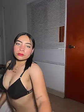 SaharaArisa online show from April 5, 11:04 pm