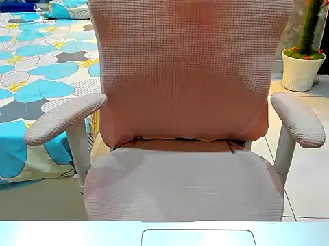 DimondGirl  online show from March 25, 11:51 pm