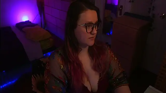 FireproofCuriousiteaze online show from May 3, 5:44 am