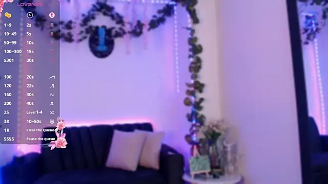 viicky r online show from April 3, 3:26 am