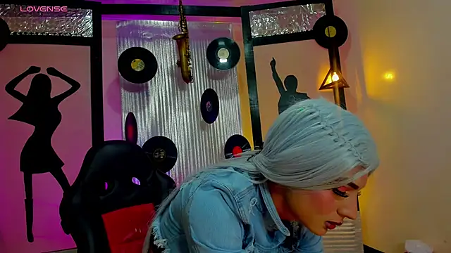 Sharlo  online show from January 13, 3:56 am