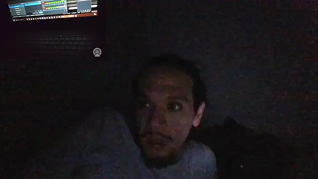 BlueCollarCouple online show from February 3, 9:47 am