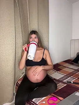 alessandrabloom online show from May 12, 8:00 am