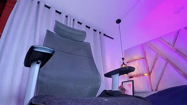 shineevg online show from March 19, 2:49 am