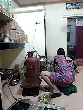 kaamuk madhu online show from February 3, 6:40 am