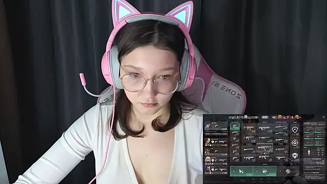 Pink-Aura- online show from January 13, 8:35 pm