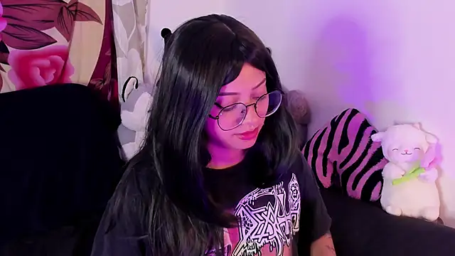 akarineko online show from January 14, 1:43 am