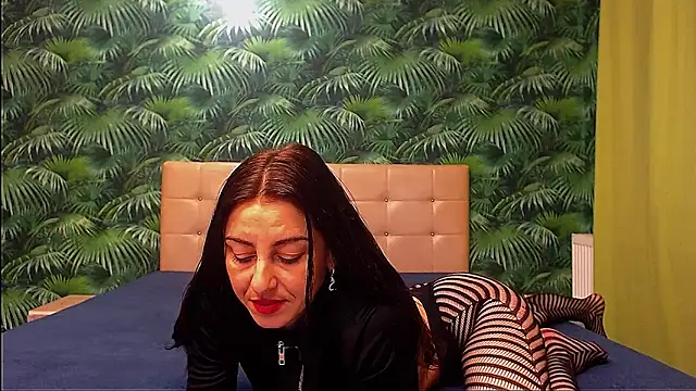 Stella John online show from January 7, 7:45 am