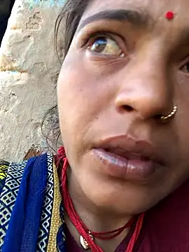 Madhu cute online show from February 17, 4:01 am