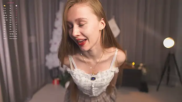 HollyOuk online show from December 21, 2:21 pm