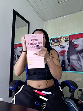 ashley-17 online show from February 14, 4:03 am