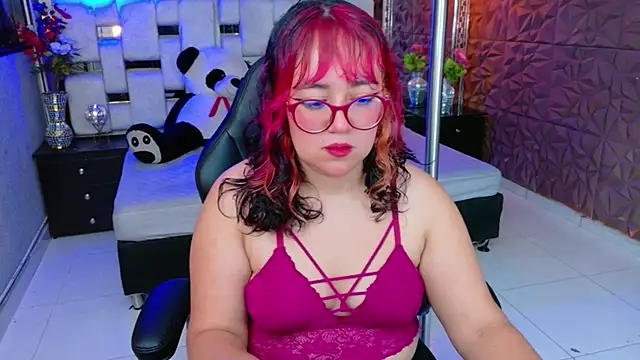 Nami Nerona online show from January 6, 1:04 pm