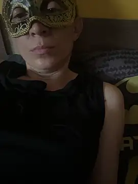 SexyMamiVee online show from April 17, 4:20 pm