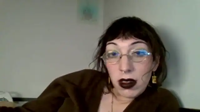 sweetharvey online show from December 22, 6:27 am