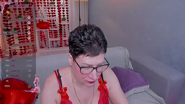 JennyMons online show from February 15, 8:24 am