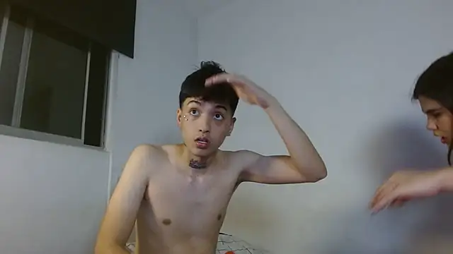 itselladoll online show from February 5, 1:19 am