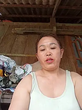 dakota-kis online show from April 11, 6:30 am