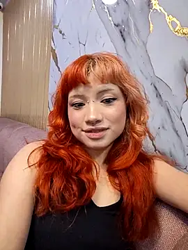 Sienna Desiree online show from February 2, 2:54 am