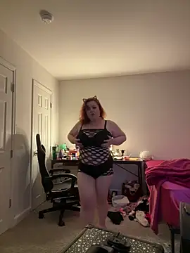 KittyCreamKisses online show from March 7, 5:25 am