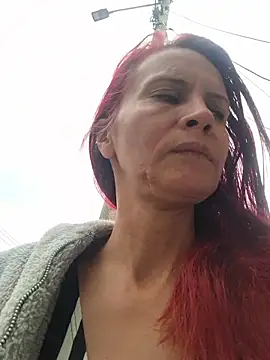 cintia love online show from March 31, 5:24 pm