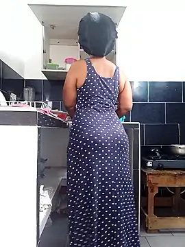 IIv0ryN0IIReX-XX online show from January 31, 7:11 pm