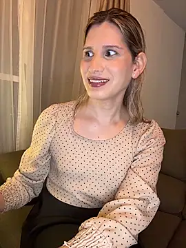 milablossom01 online show from February 1, 12:20 am