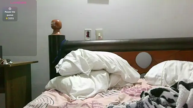 diosa cristal  online show from March 30, 11:37 pm