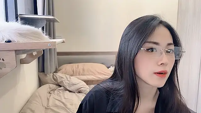 BabyOneDaily online show from January 9, 3:33 am