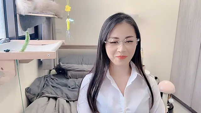 BabyOneDaily online show from February 5, 7:00 am