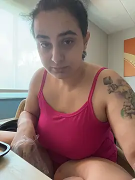 LadyxOnyx online show from April 17, 4:42 pm