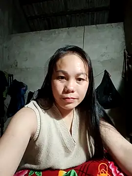 vanvan005 online show from January 9, 11:42 pm