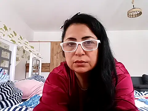 Patinespat online show from January 8, 9:35 am