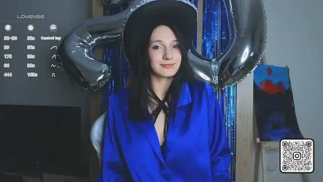 miaumiau Mia online show from July 9, 8:22 pm