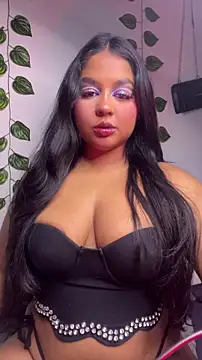 Isabella Belmont online show from May 2, 7:44 am