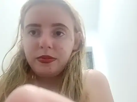 CUTEJESSBABE online show from May 7, 9:57 am