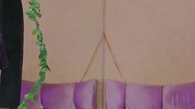 Missy 22  online show from March 24, 1:27 pm