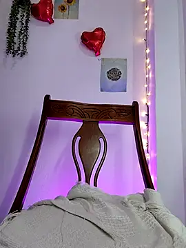 FrierenHot online show from February 17, 12:59 pm